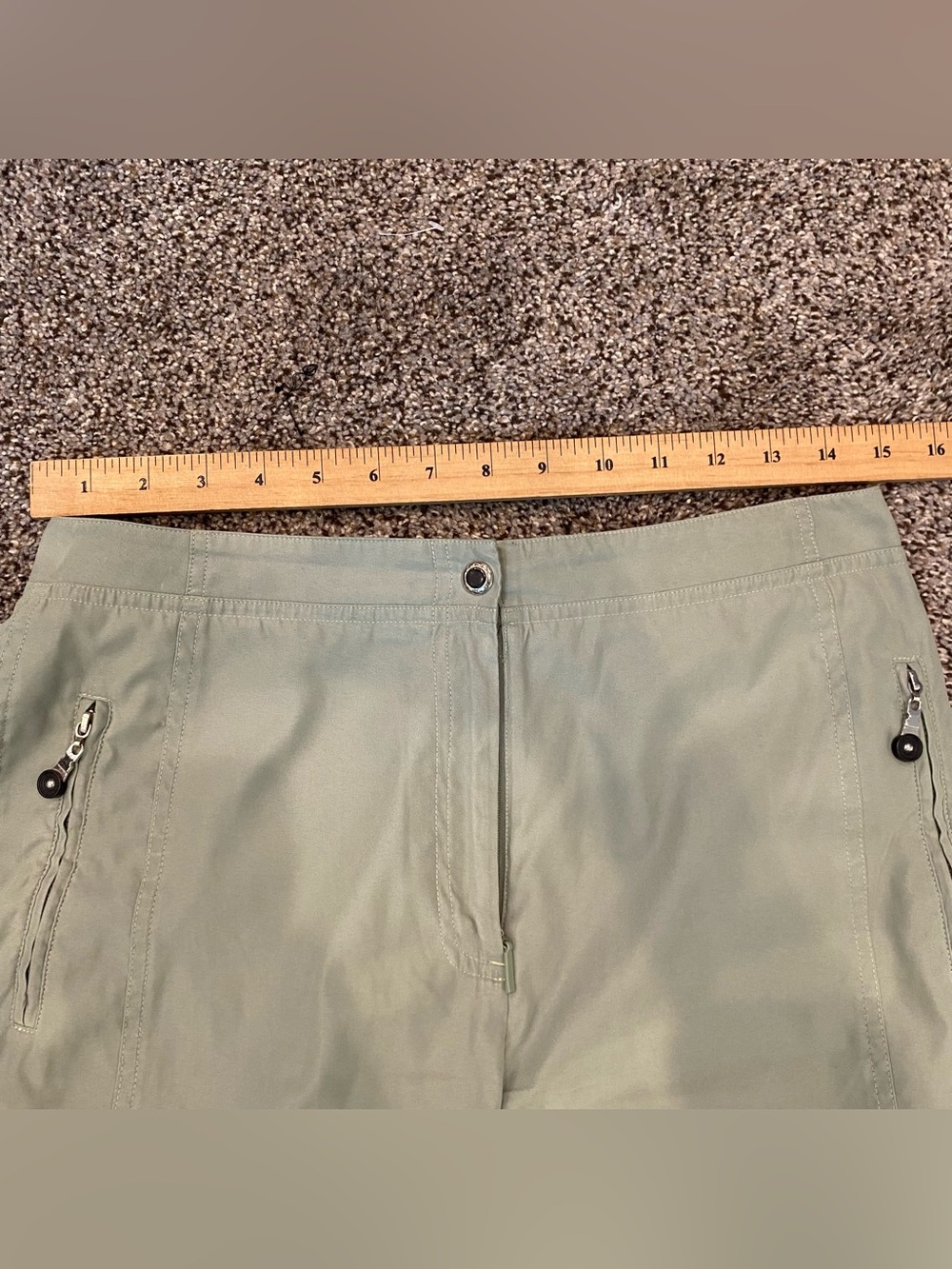 Sage Green Women's Golf Shorts, Size 8 30" Waist - Picture 6 of 6